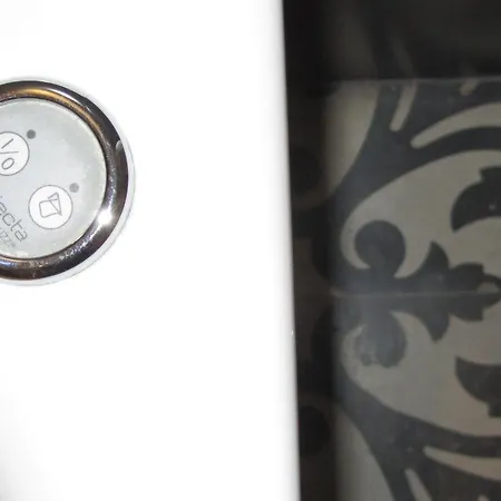 120 Rodionoff - Connection With Airport And Mondello Oda ve Kahvaltı 4*