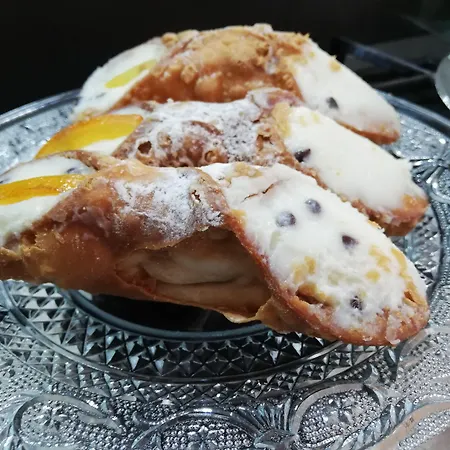 Oda ve Kahvaltı 120 Rodionoff - Connection With Airport And Mondello 4*