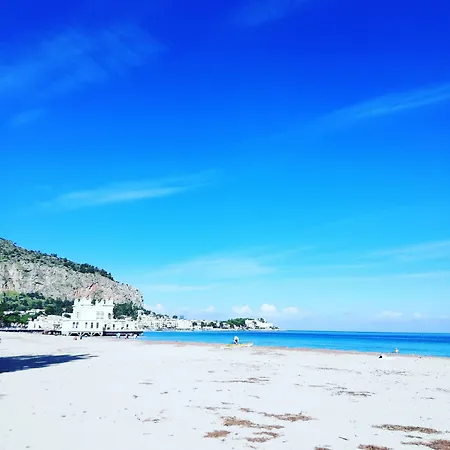 120 Rodionoff - Connection With Airport And Mondello Palermo